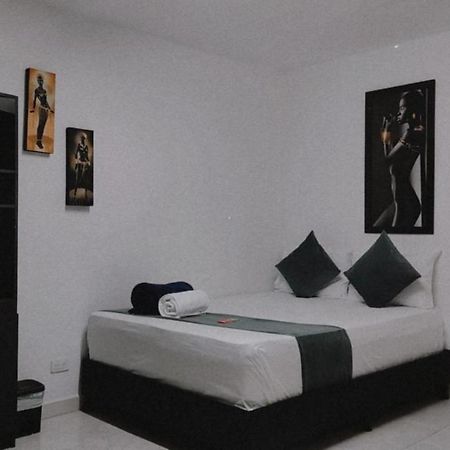 Lleras Place Hotel Медельин Экстерьер фото